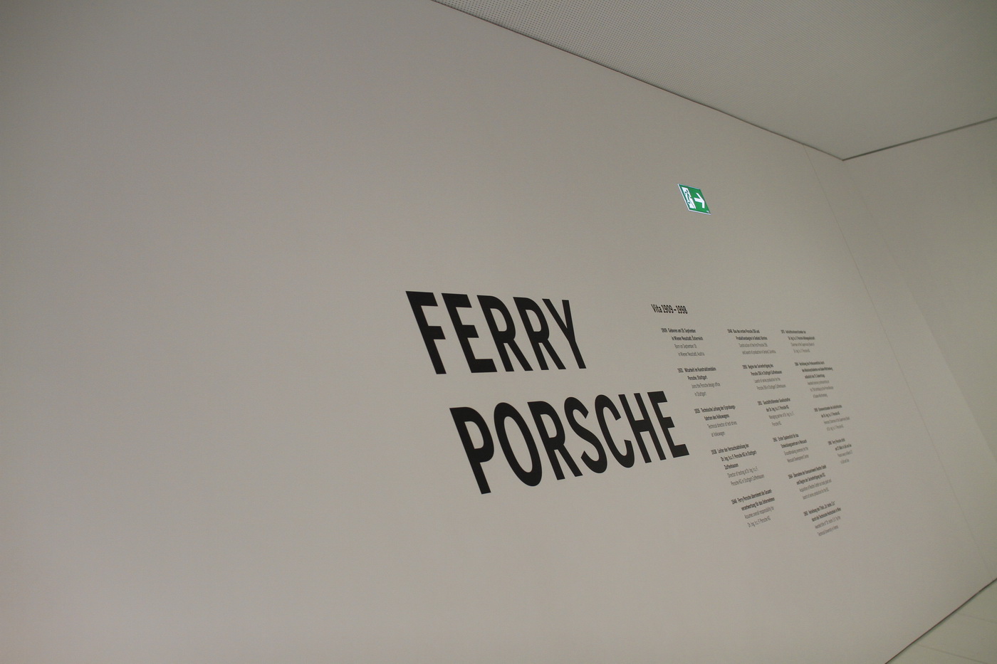 Porsche-Museum-005.jpg